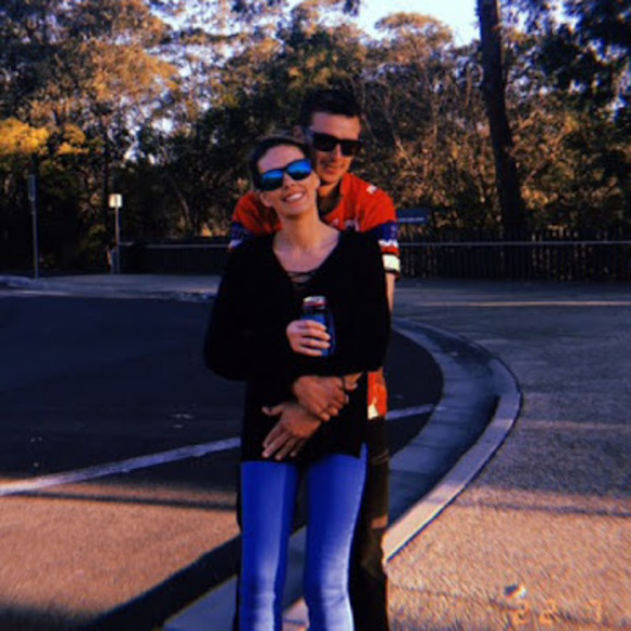 Meet your Posher, Jessica - Picture 1 of 1